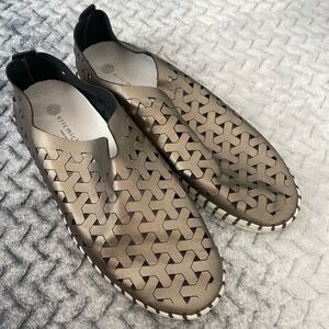 Eric Michael Inez slip on loafer/sneaker